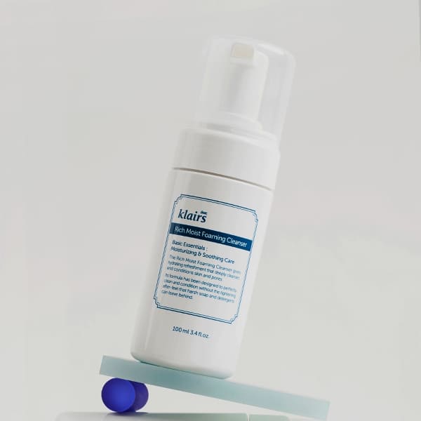 Rich Moist Foaming Cleanser 100 mL – Cruelty-Free | Hanara