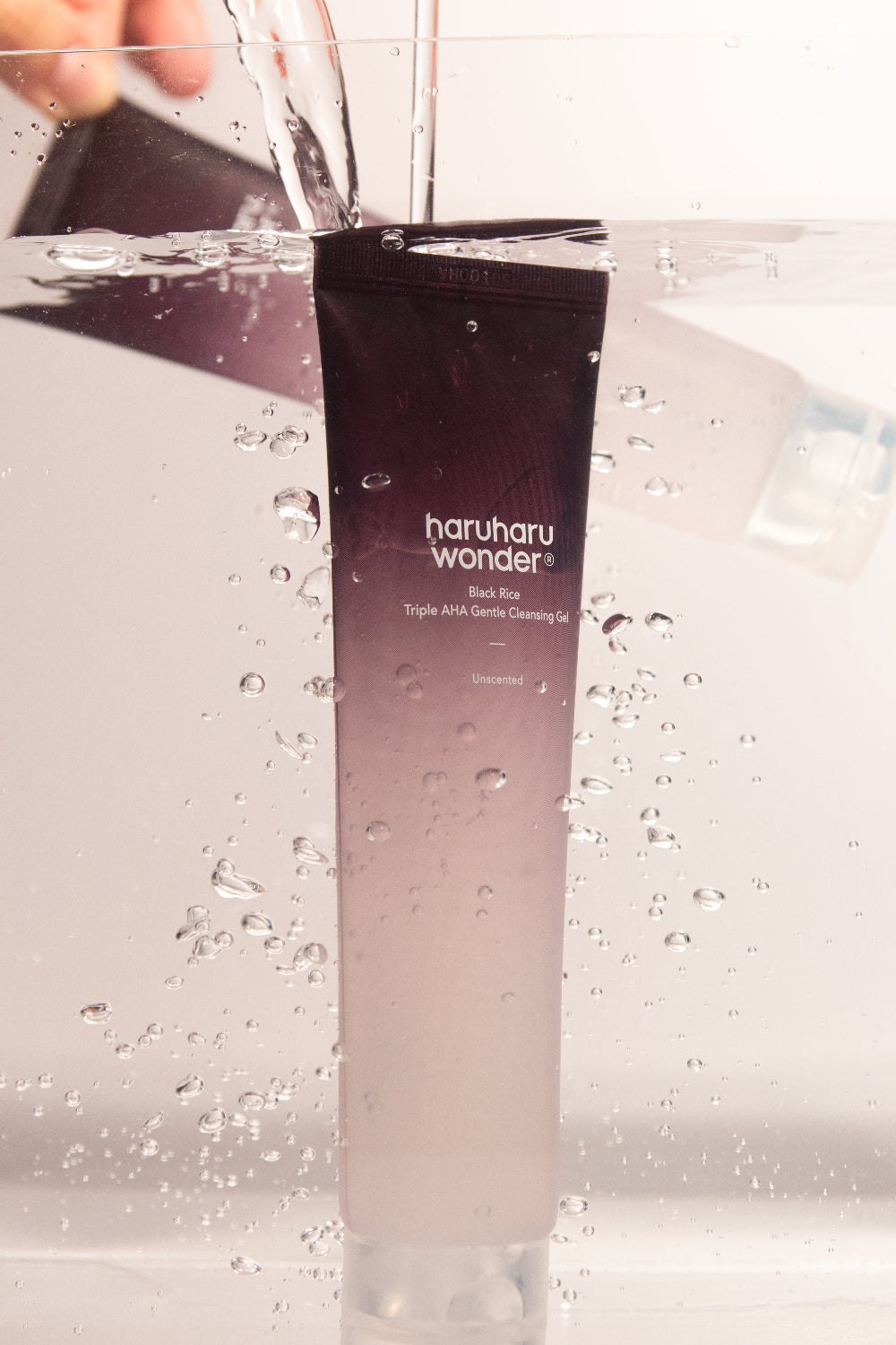 Black Rice Triple AHA Gentle Cleansing Gel Unscented 100ml – Cruelty-Free | Hanara