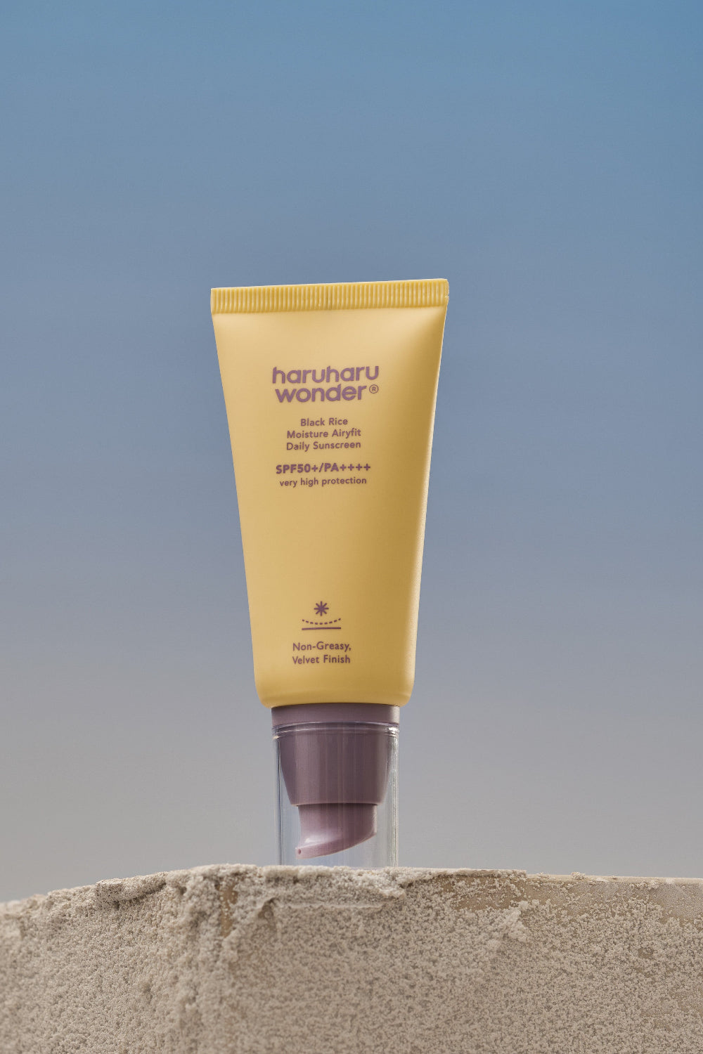 Black Rice Moisture Airyfit Daily Sunscreen Unscented SPF50+ 50ml – Cruelty-Free | Hanara