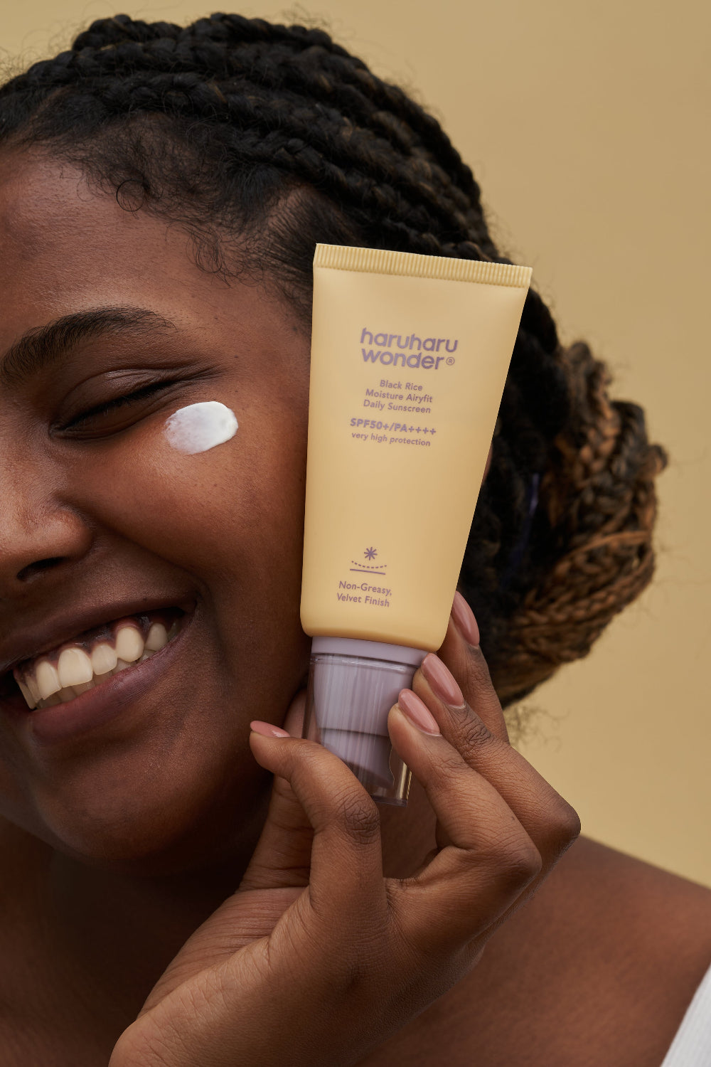 Black Rice Moisture Airyfit Daily Sunscreen Unscented SPF50+ 50ml – Cruelty-Free | Hanara