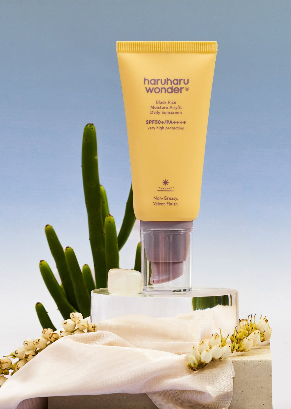 Black Rice Moisture Airyfit Daily Sunscreen Unscented SPF50+ 50ml – Cruelty-Free | Hanara