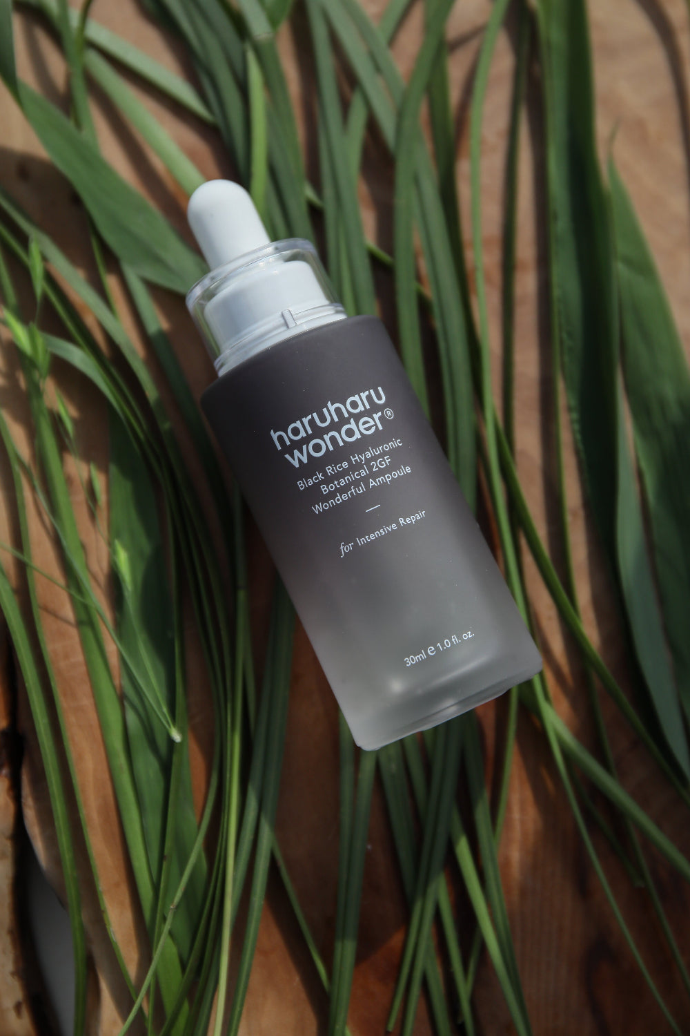 Black Rice Hyaluronic Botanical 2GF Wonderful Ampoule 30ml – Cruelty-Free | Hanara