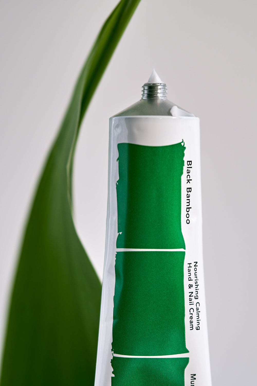 Black Bamboo Nourishing Calming Hand & Nail Cream 50ml – Cruelty-Free | Hanara