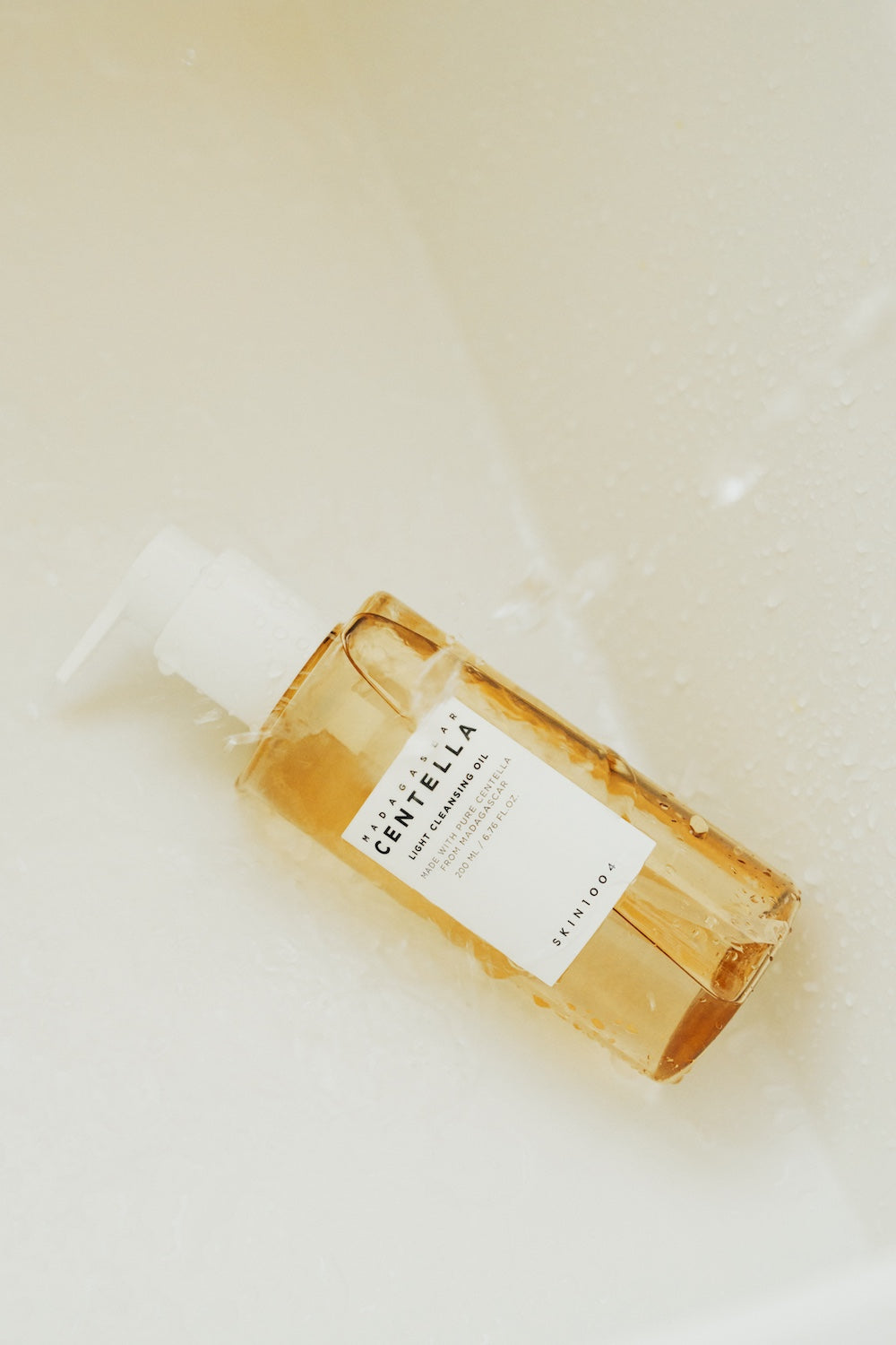 Madagascar Centella Light Cleansing Oil – Cruelty-Free | Hanara